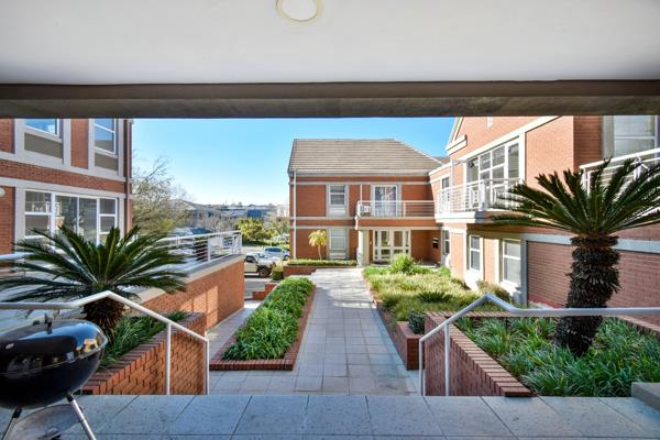 231  m² Commercial space