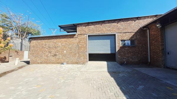 402  m² Industrial space