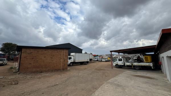 225  m² Commercial space