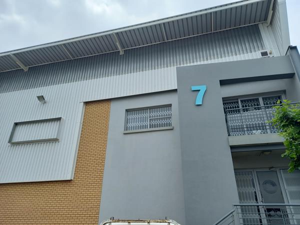 534  m² Industrial space