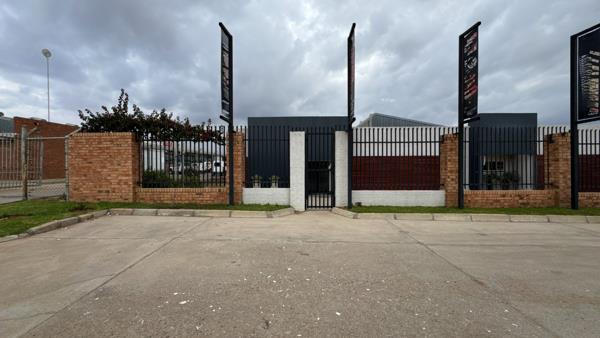 220  m² Commercial space