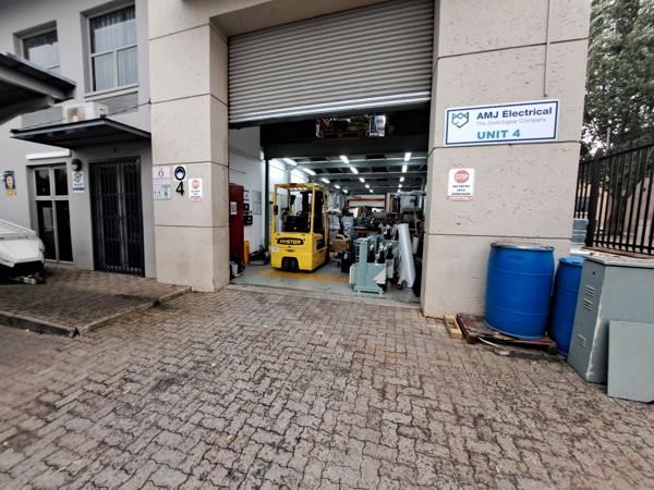 331  m² Industrial space