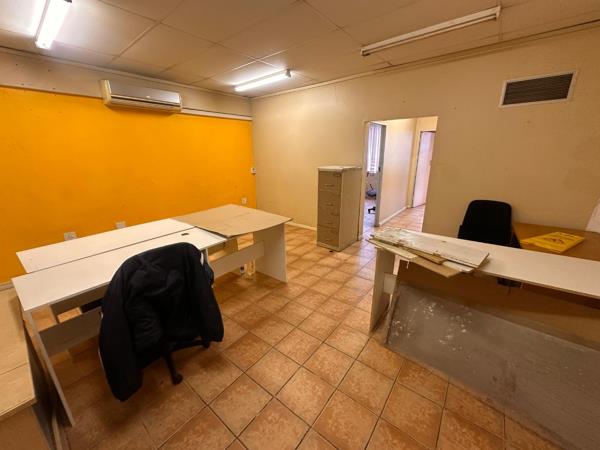 68  m² Commercial space