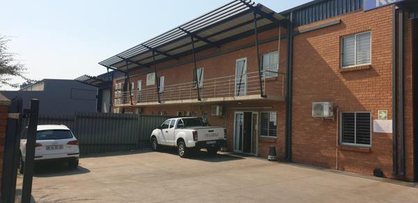 2 000  m² Industrial space