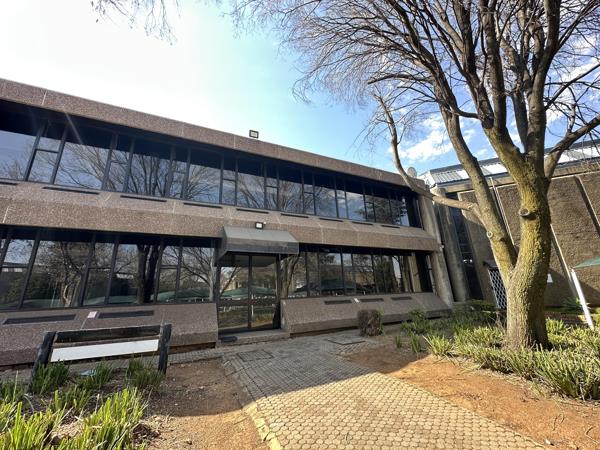 787  m² Commercial space