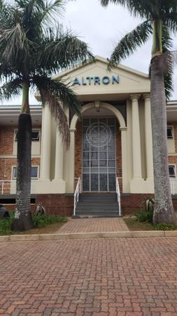 309  m² Commercial space