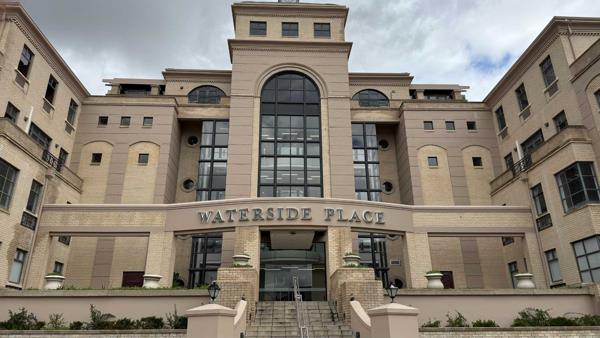 213.5  m² Office Space