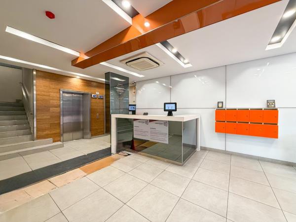 335  m² Office Space