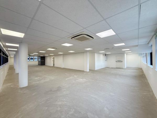 335 m² Office Space