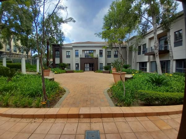 574  m² Commercial space