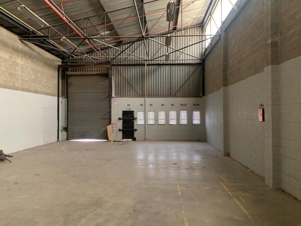 403  m² Commercial space