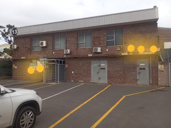 3 200  m² Industrial space