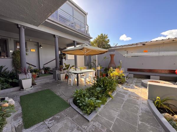 372  m² Commercial space