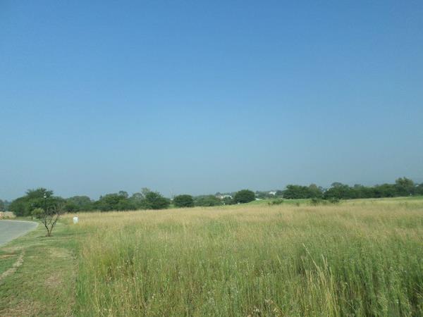 727 m² Land