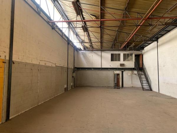 599  m² Commercial space