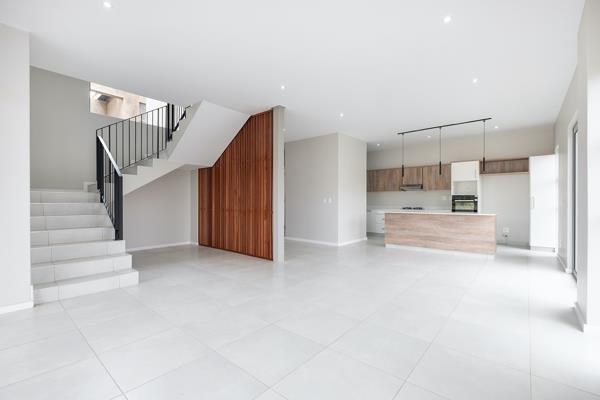 4 Bedroom Townhouse