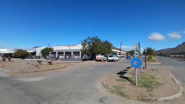 980  m² Commercial space