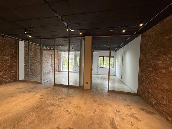 75  m² Commercial space