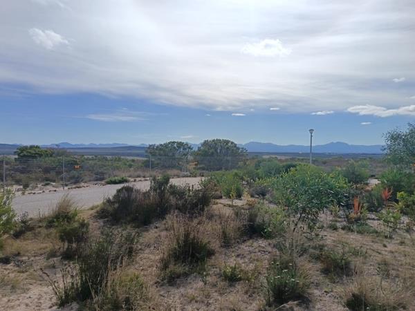 370 m² Land