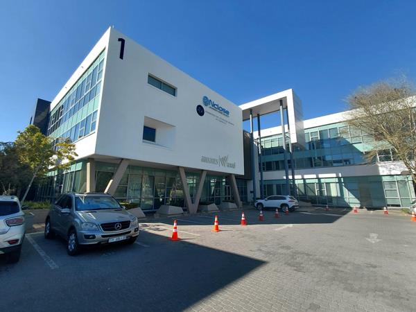 665  m² Commercial space