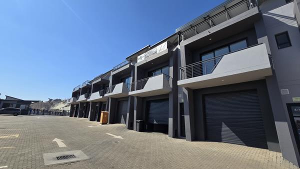 111  m² Industrial space