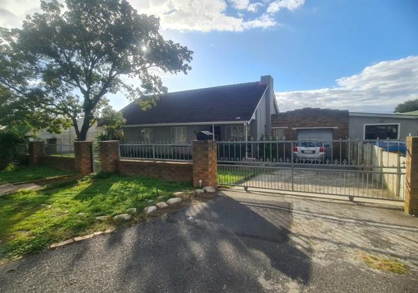 5 Bedroom House