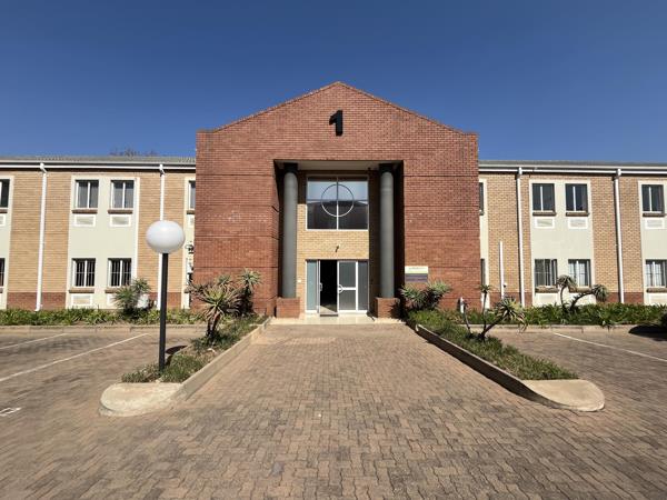 231  m² Commercial space