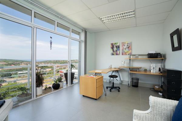 86  m² Office Space