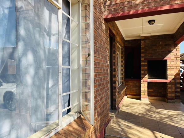 2 Bedroom House