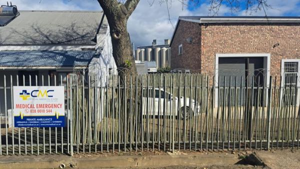 856  m² Commercial space