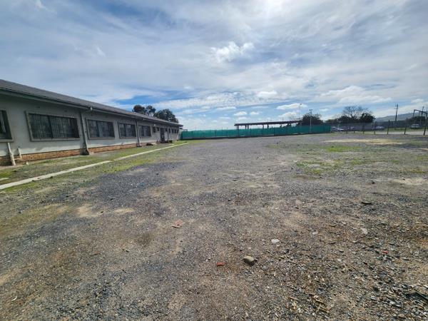 1 500  m² Industrial space