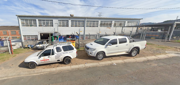 1 000  m² Industrial space