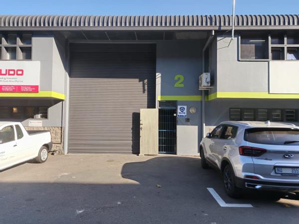 368  m² Industrial space