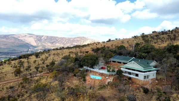 658  m² Commercial space