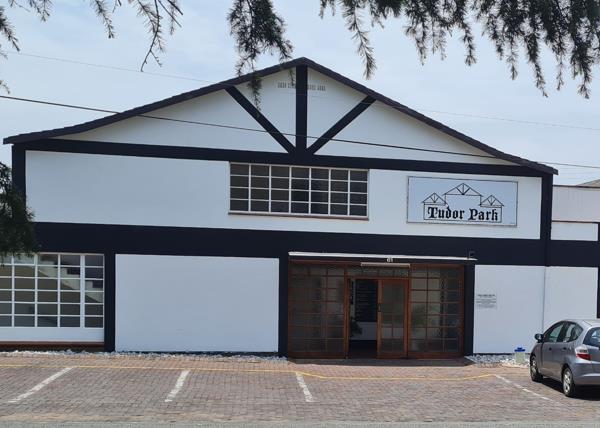 80  m² Commercial space