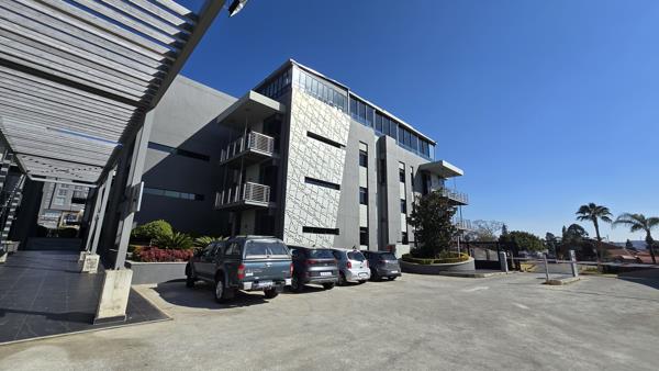 268  m² Commercial space