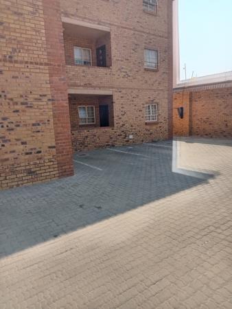 2 Bedroom Flat