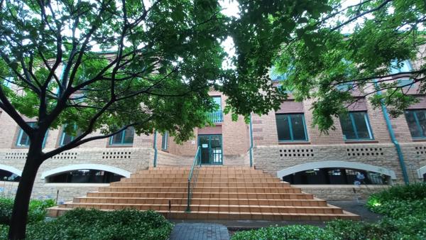 377  m² Commercial space