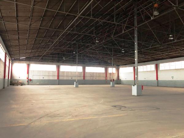 9 100  m² Industrial space