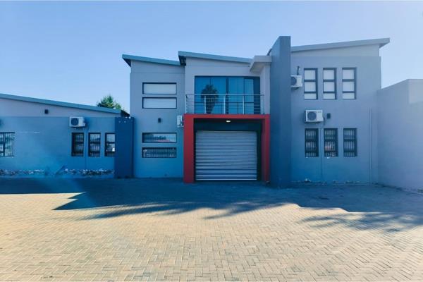 350  m² Commercial space