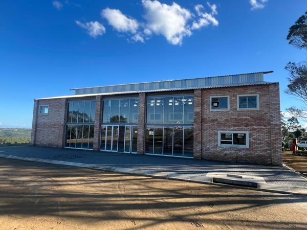 720  m² Commercial space