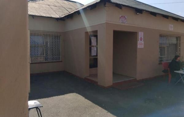12 Bedroom House