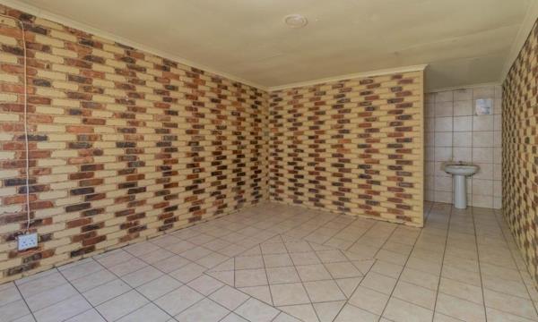26 Bedroom House