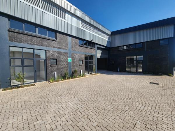 371  m² Commercial space