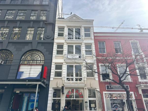 105  m² Commercial space