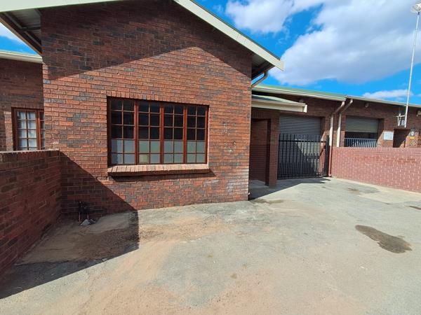 166  m² Industrial space