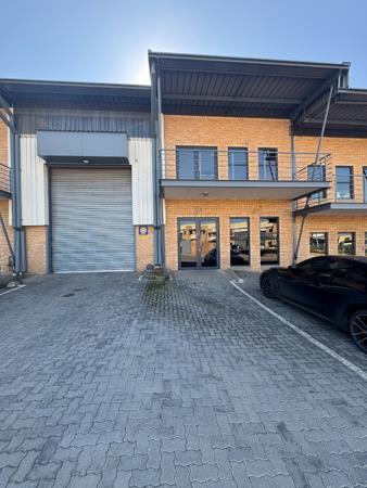 284  m² Commercial space