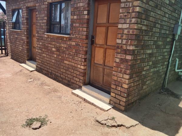 10 Bedroom House