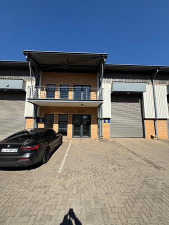 284  m² Commercial space