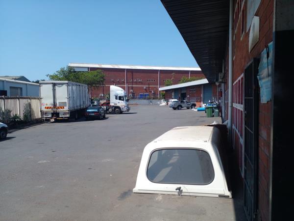 341  m² Industrial space